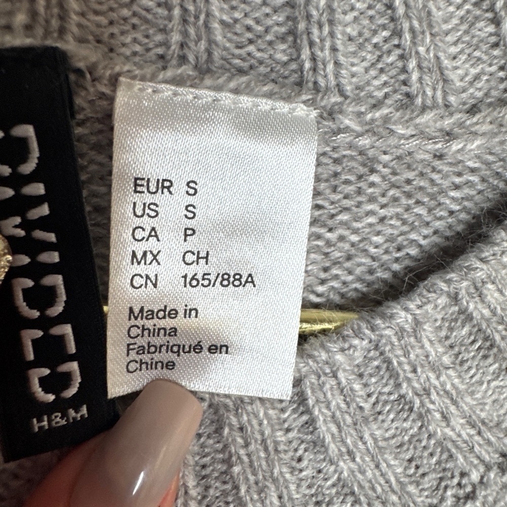 H&M Light Gray Knit Cardigan - Picture 4 of 6